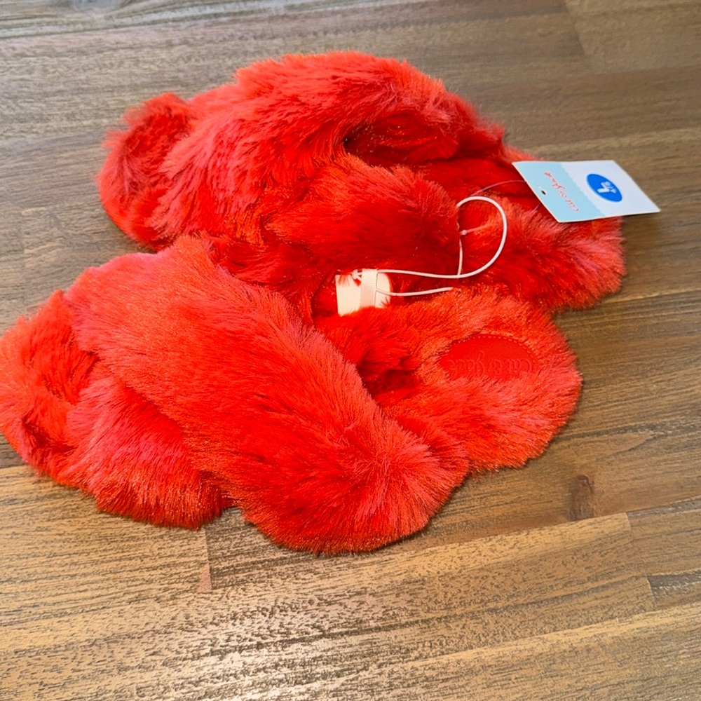 Cat & Jack Youth Girls Orange/Brooklyn Crossband Fur Slippers, Large 4/5, NWT - Picture 2 of 4